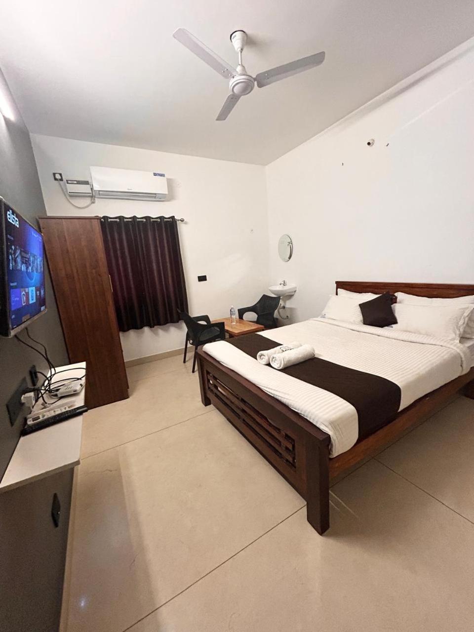 The Ocean Grand Hotell Pondicherry Exteriör bild