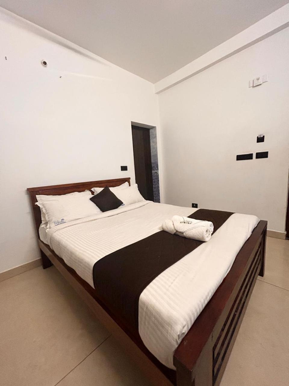 The Ocean Grand Hotell Pondicherry Exteriör bild