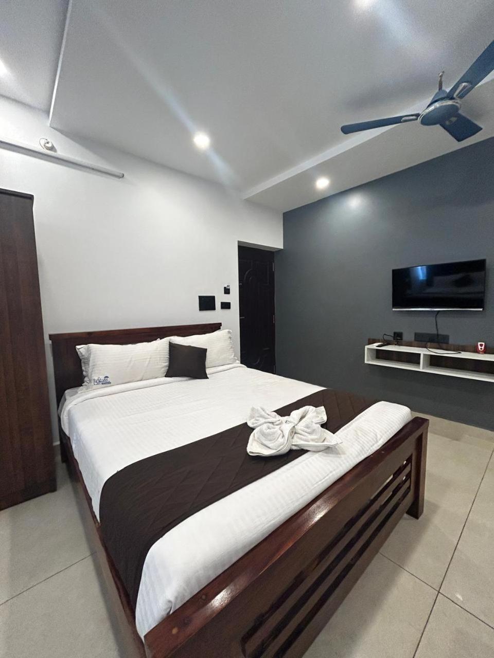 The Ocean Grand Hotell Pondicherry Exteriör bild