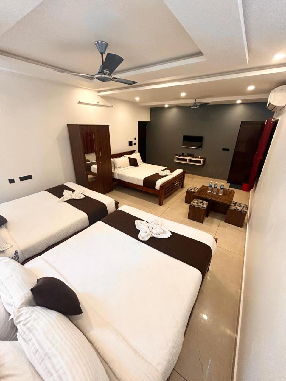 The Ocean Grand Hotell Pondicherry Exteriör bild